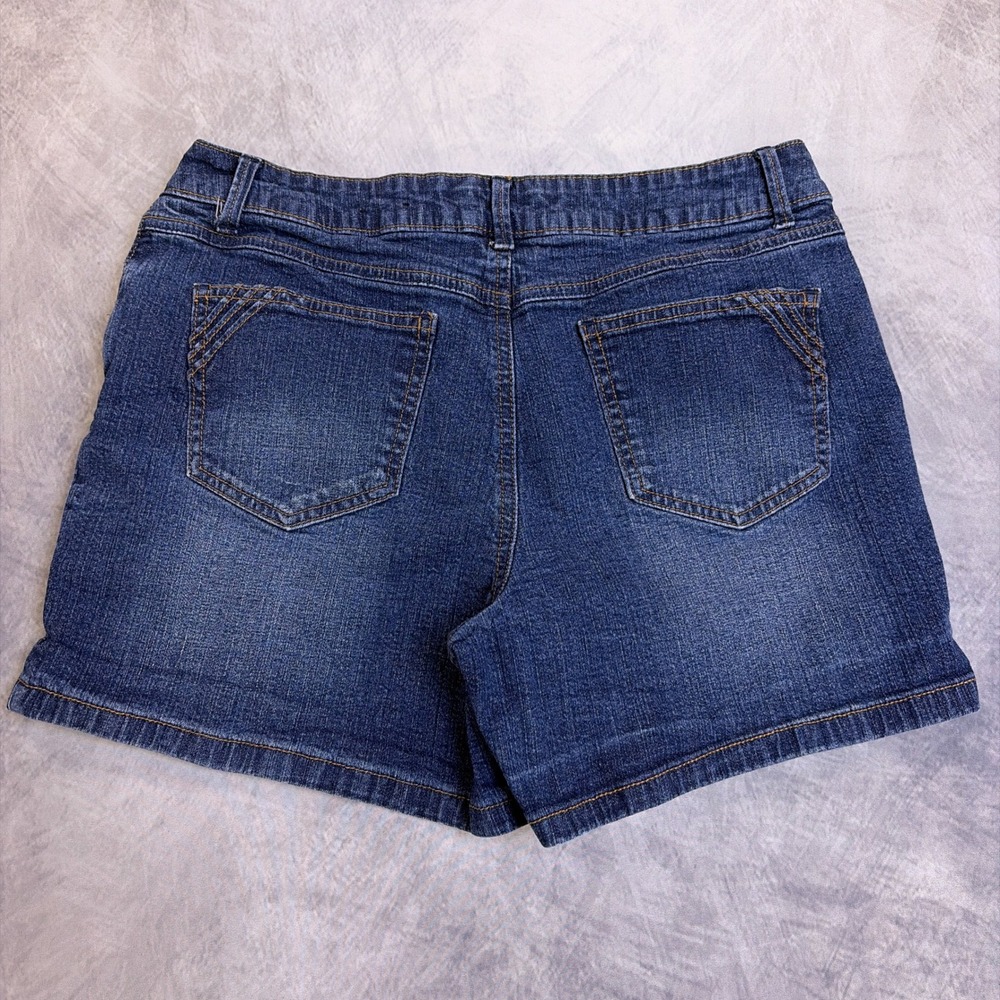 St Johns Bay Womens Denim Shorts Size 10 Dark Wash Stretch Mid Rise Casual Blue - Picture 2 of 9